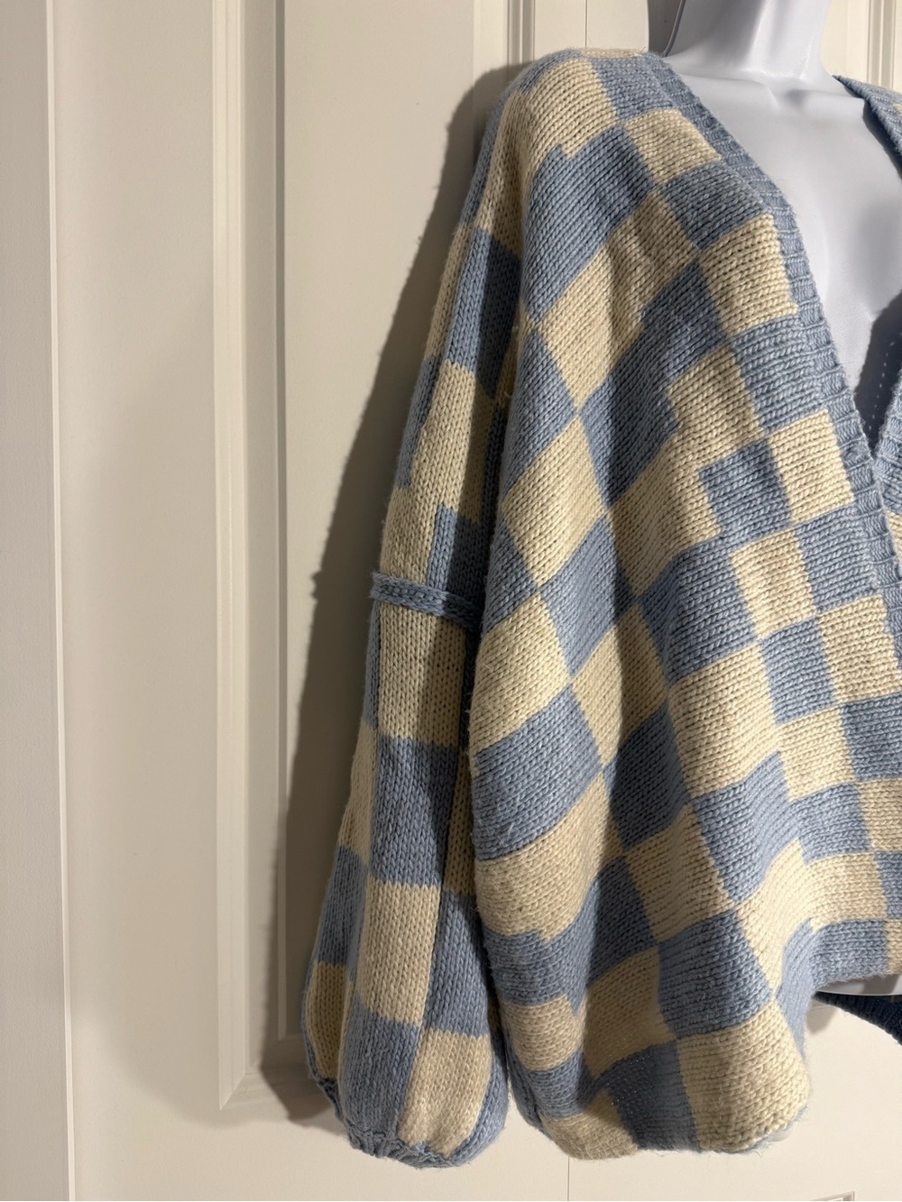 Light Blue & Cream Check Knit Open-Front Cardigan - Picture 9 of 9
